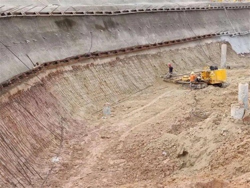 兴隆台基坑边坡加固